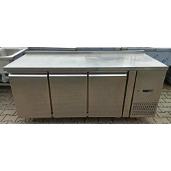 Stół Chłodniczy 3 Drzwi...