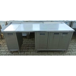 Stół z Szafką oraz Koszem...